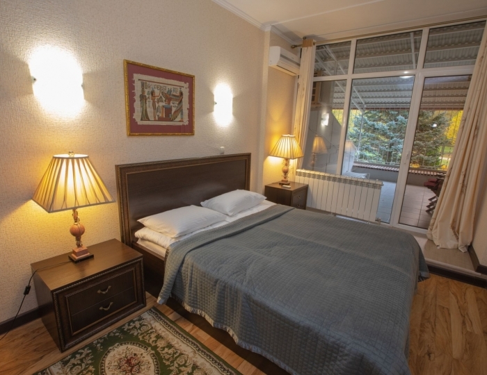 1 категория стандартный семейный 2-комнатный - Санаторий «Вилла Арнест» Кисловодск