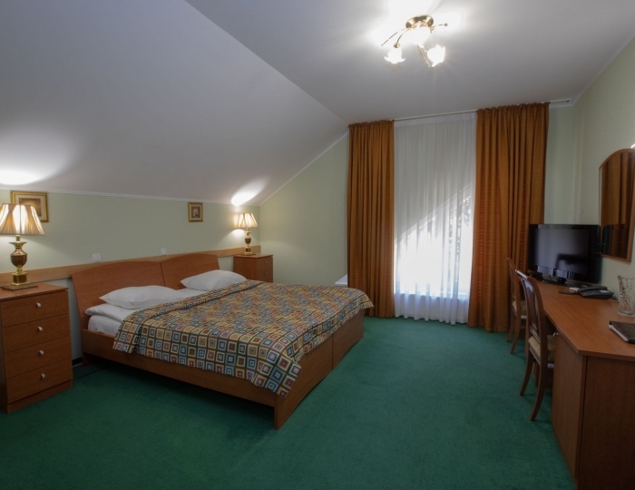 1 категория стандартный семейный 2-комнатный - Санаторий «Вилла Арнест» Кисловодск